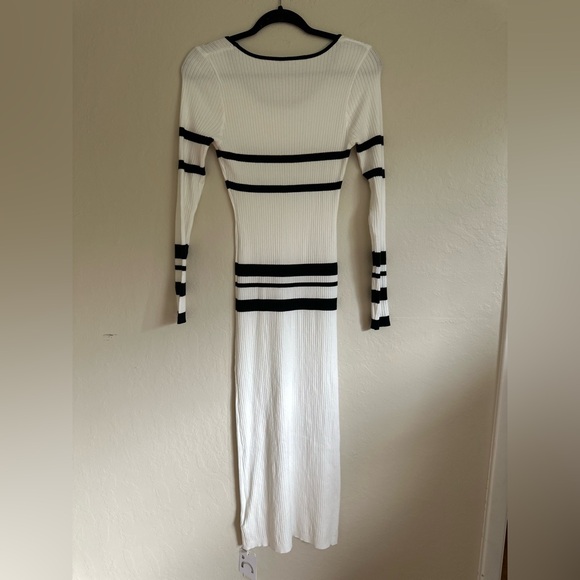 Commense NWT Stripe Long Sleeve Sweater Dress - Picture 7 of 8